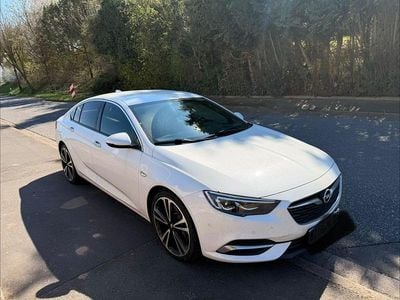 Gebraucht Opel Insignia 260 PS (191 kW) 2017 Weiß Limousine