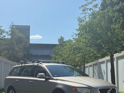 Gebraucht Volvo V70 145 PS (106 kW) 2008 Beige Kombi