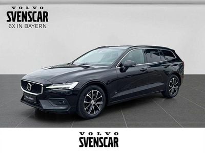 Usata Volvo V60 Momentum 163 CV (119 kW) 2021 Nero Station wagon