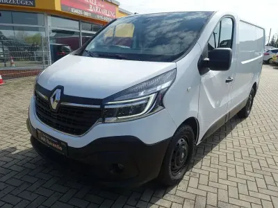 Gebraucht Renault Trafic Komfort 120 PS (88 kW) 2019 Gletscherweiss Van / Kleinbus