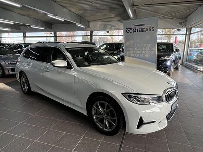 Weiß Gebraucht 2020 BMW 330e Luxury Line Kombi | 26.790 € (Fairer Preis)