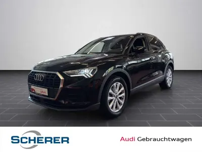 Gebraucht Audi Q3 Business 150 PS (110 kW) 2022 Mythosschwarz metallic SUV
