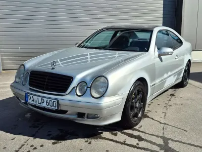 Używany Mercedes CLK230 Avantgarde 193 KM (141 kW) 1999 Srebrny Coupe