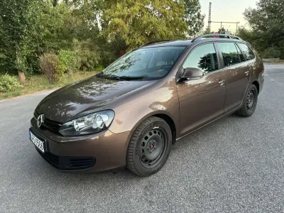 Gebraucht VW Golf VI Trendline 105 PS (77 kW) 2010 Braun Kombi