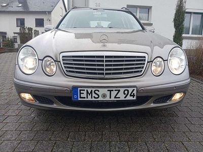 Gebraucht Mercedes E220 Elegance 150 PS (110 kW) 2005 Beige Kombi