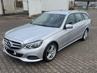 Mercedes E200