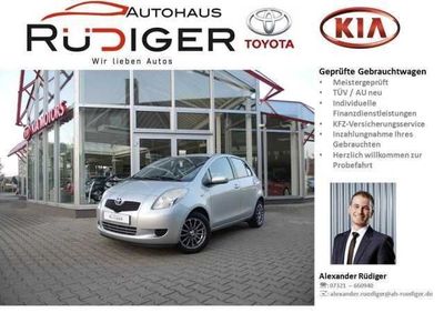 Silber metallic Gebraucht 2006 Toyota Yaris Sol Kleinwagen | 6.990 € (Etwas zu teuer)