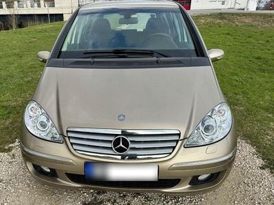 Gebraucht Mercedes A180 Elegance 109 PS (80 kW) 2005 Gold Van / Kleinbus