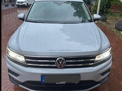Second-hand VW Tiguan Highline 150 CP (110 kW) 2018 Alb SUV