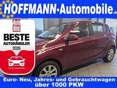 Gebraucht Hyundai i20 Trend 86 PS (63 kW) 2014 Bordeauxrotmet. (metallic) Kleinwagen