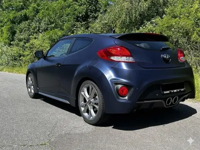 Gebraucht Hyundai Veloster Turbo 186 PS (136 kW) 2017 Blau Kleinwagen