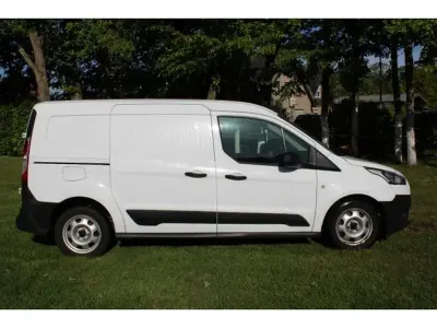Gebraucht Ford Transit 75 PS (55 kW) 2020 Frozen white Van
