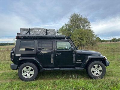 Schwarz Gebraucht 2010 Jeep Wrangler Sahara SUV | 35.000 €