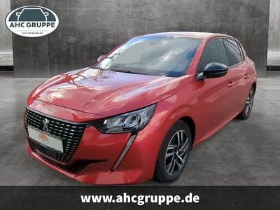 Usata Peugeot 208 Allure 101 CV (74 kW) 2023 Rosso Utilitaria