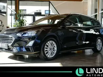 Gebraucht Ford Focus Titanium 125 PS (91 kW) 2021 Schwarz Kombi
