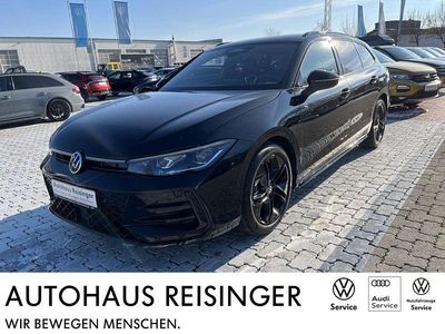 Gebraucht VW Passat Style 150 PS (110 kW) 2024 Grenadillschwarz Kombi