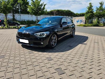 Gebraucht BMW 118 Urban Line 170 PS (125 kW) 2011 Schwarz Kleinwagen