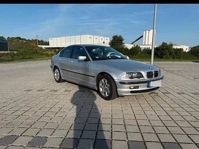 BMW 325