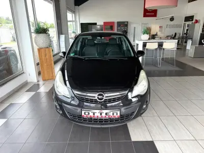 Gebraucht Opel Corsa Innovation 86 PS (63 kW) 2011 Schwarz Kleinwagen
