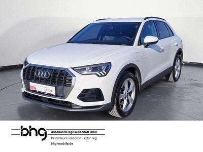 Weiss Gebraucht 2022 Audi Q3 Ambiente SUV | 29.990 € (Fairer Preis)