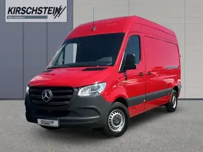 Gebraucht Mercedes E-Sprinter 117 kW (160 PS) 2022 Rot Van