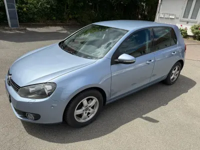 Gebraucht VW Golf VI Comfortline 122 PS (89 kW) 2009 Blau Kleinwagen