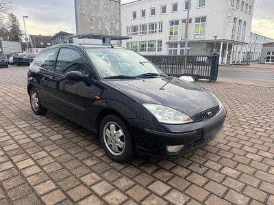 Gebraucht Ford Focus 101 PS (74 kW) 2004 Schwarz Kleinwagen