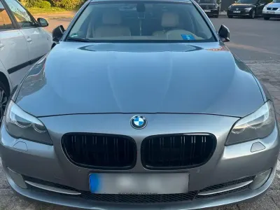 Gebraucht BMW 530 245 PS (180 kW) 2010 Silber Kombi