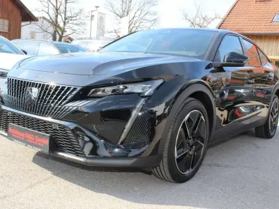 Gebraucht Peugeot 408 GT GT 131 PS (96 kW) 2023 Schwarz Limousine