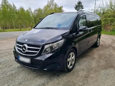 Używany Mercedes V220 Avantgarde Edition 163 KM (119 kW) 2016 Czarny Minivan