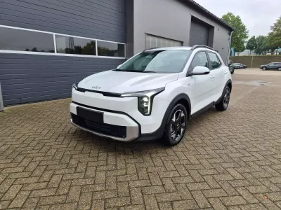 Neu Kia Stonic 116 PS (85 kW) 2026 Snow white pearl SUV