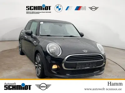 Gebraucht Mini ONE 102 PS (75 kW) 2018 (schwarz)  midnight black Kleinwagen