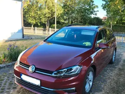 Gebraucht VW Golf VII United 150 PS (110 kW) 2020 Rot Kombi