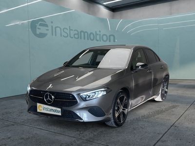 Gebraucht Mercedes A200 Advanced 163 PS (119 kW) 2024 Grau Limousine