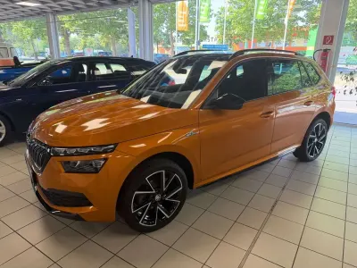 Gebraucht Skoda Kamiq Monte Carlo 110 PS (80 kW) 2024 Phoenixorange mettalic SUV