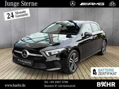 Gebraucht Mercedes A250 Progressive 160 PS (117 kW) 2022 Unilack nachtschwarz Limousine
