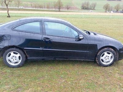 Gebraucht Mercedes C180 143 PS (105 kW) 2007 Schwarz Coupé