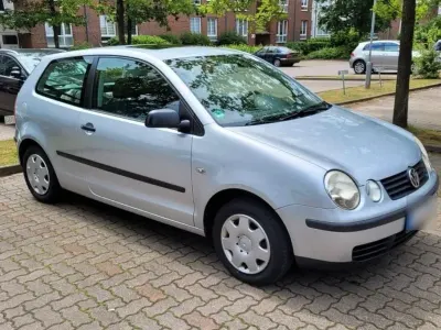 Occasion VW Polo Basis 54 ch (39 kW) 2003 Argent Citadine