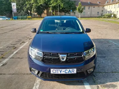 Gebraucht Dacia Sandero Essentiel 73 PS (53 kW) 2017 Blau Limousine