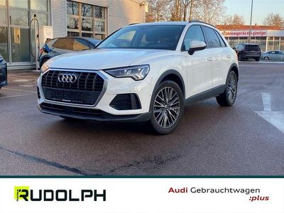 Weiss Gebraucht 2019 Audi Q3 Ambiente SUV | 26.380 € (Fairer Preis)