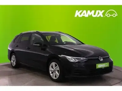 Gebraucht VW Golf VIII Life 150 PS (110 kW) 2024 Schwarz Kombi