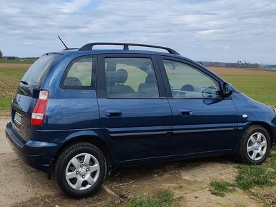 Usata Hyundai Matrix 103 CV (75 kW) 2008 Blu Monovolume