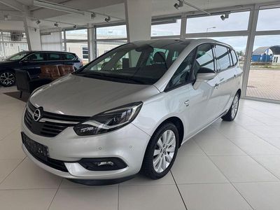 Usata Opel Zafira 136 CV (100 kW) 2019 Argento Monovolume