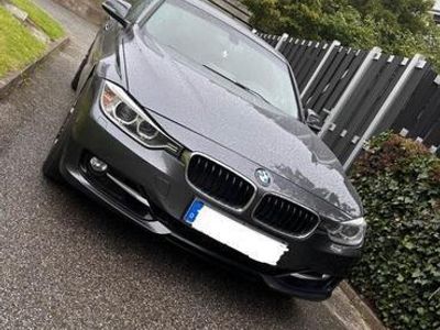 BMW 325