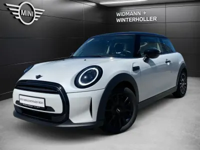 Gebraucht Mini Cooper Classic 136 PS (100 kW) 2023 Weiß Kleinwagen