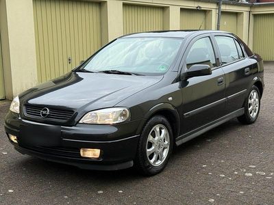 Gebraucht Opel Astra 85 PS (62 kW) 2001 Schwarz Limousine