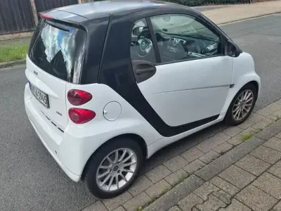 Gebraucht Smart ForTwo Coupé Passion 71 PS (52 kW) 2011 Schwarz Coupé