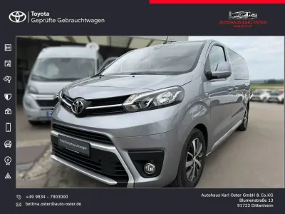 Gebraucht Toyota Proace Verso Team 177 PS (130 kW) 2023 Silber Kombi