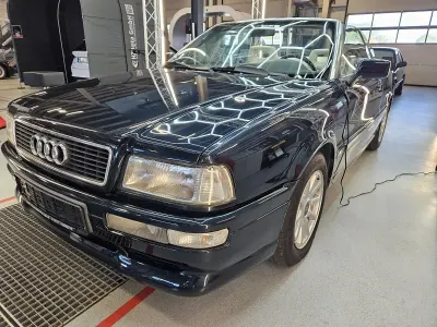 Używany Audi 80 Design 174 KM (127 kW) 1993 Niebieski Kabriolet