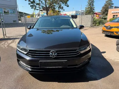 Gebraucht VW Passat Comfortline 150 PS (110 kW) 2019 Schwarz Limousine